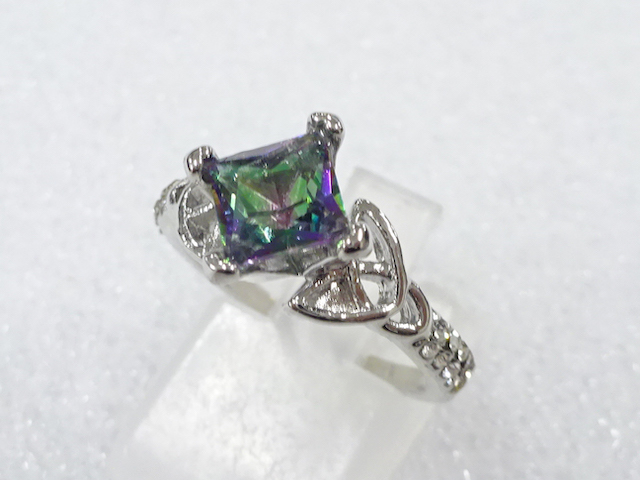 Japanese Kimono / Antique Accessories Metal